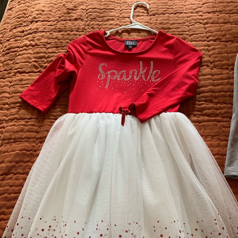 EUC like new 10/12 Christmas Dress.
